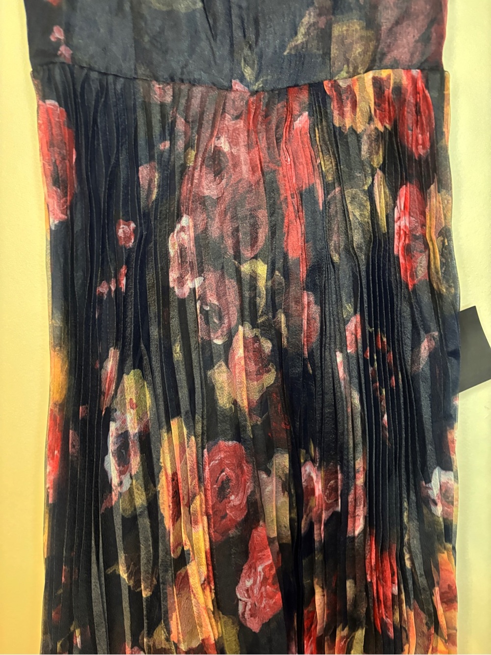 NWT Lulu's alluring midnight blue Midi Dress with Pink Floral Print - Picture 5 of 10